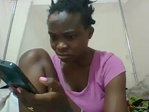 Snapshot of sexxyqueenn22 chatting on 02/27/25, 05:58 sexxyqueenn22 online show from 02/27/25, 05:58