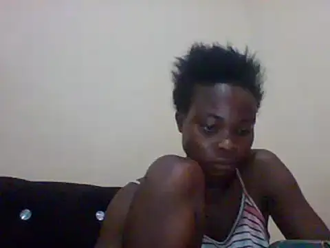Snapshot of sexxyqueenn22 chatting on 12/10/24, 03:33 sexxyqueenn22 online show from 12/10/24, 03:33