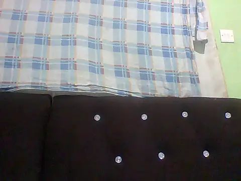 Snapshot of sexxyqueenn22 chatting on 10/07/25, 10:00 sexxyqueenn22 online show from 10/07/25, 10:00