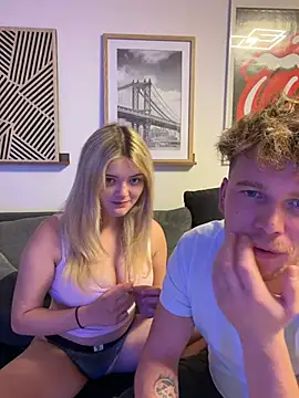 Snapshot of NickyGold_Official chatting on 02/27/26, 09:14 NickyGold Official online show from 02/27/26, 09:14