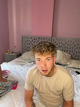 Snapshot of NickyGold_Official chatting on 03/22/26, 11:45 NickyGold Official online show from 03/22/26, 11:45