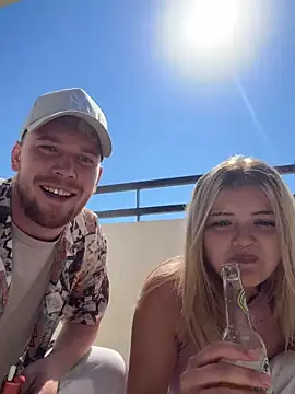 Snapshot of NickyGold_Official chatting on 04/14/26, 03:06 NickyGold Official online show from 04/14/26, 03:06