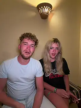 Snapshot of NickyGold_Official chatting on 03/12/26, 07:18 NickyGold Official online show from 03/12/26, 07:18