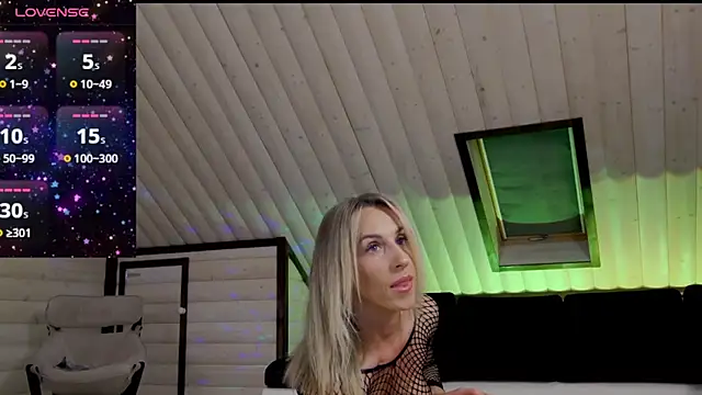 MissEla online show from 09/28/25, 06:31