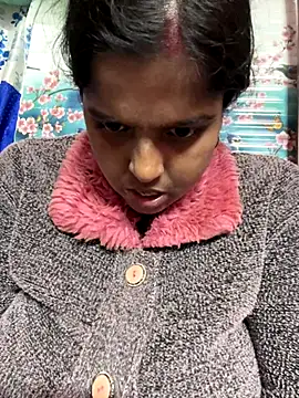 Beauty-queen online show from 12/19/25, 10:39