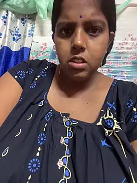 Beauty-queen online show from 03/25/26, 11:20