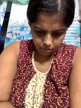 Beauty-queen online show from 10/08/25, 10:28