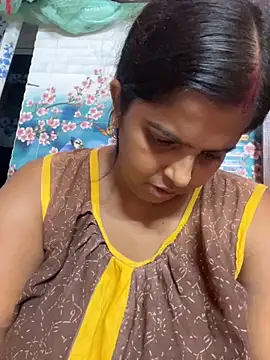 Beauty-queen online show from 10/22/25, 11:20