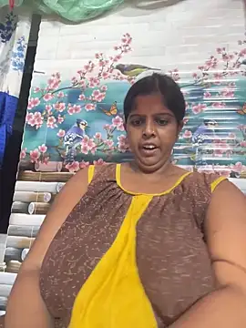 Beauty-queen online show from 10/26/25, 11:10