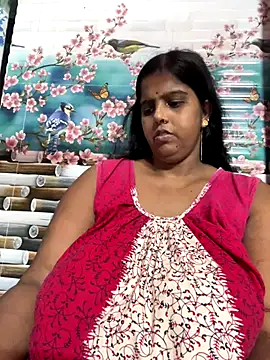 Beauty-queen online show from 09/18/25, 10:40