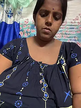 Beauty-queen online show from 03/29/26, 12:40