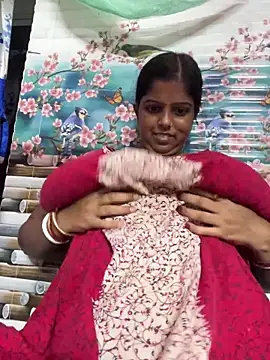 Beauty-queen online show from 09/27/25, 01:17