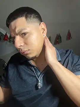 Snapshot of MynameisPaco chatting on 01/05/26, 05:27 MynameisPaco online show from 01/05/26, 05:27