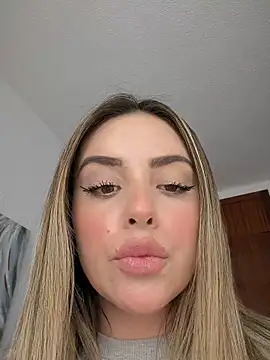 Alirawrz online show from 03/21/26, 09:03