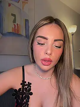 Alirawrz online show from 01/12/26, 09:38