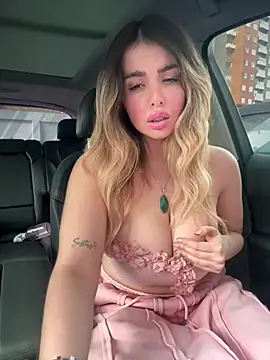 Alirawrz online show from 03/20/25, 12:32