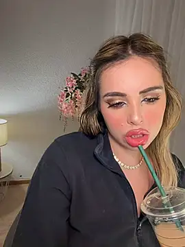 Alirawrz online show from 01/31/26, 07:23