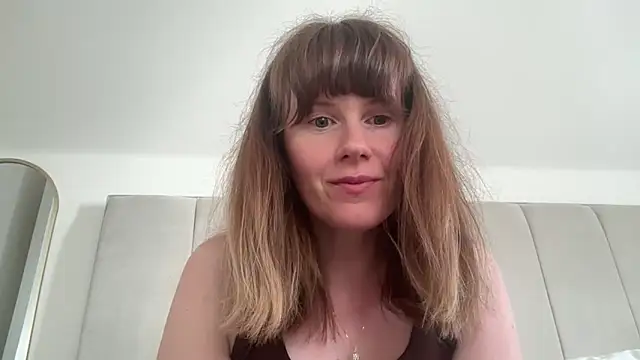 redheadrosie69 online show from 05/13/26, 09:16