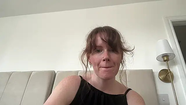 redheadrosie69 online show from 07/10/26, 08:47