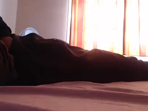 gentleman404040 online show from 12/03/24, 11:51