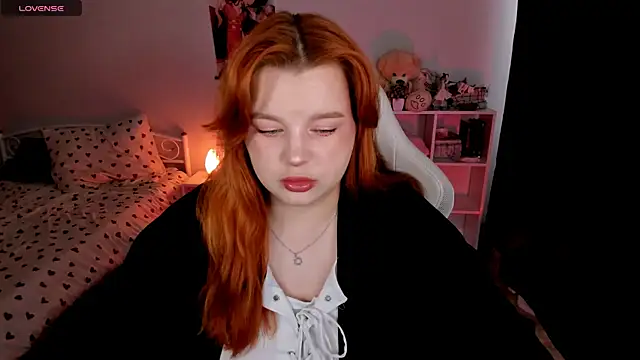  Lisa x online show from 10/24/25, 10:03