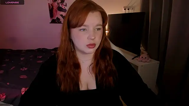  Lisa x online show from 12/19/24, 08:13