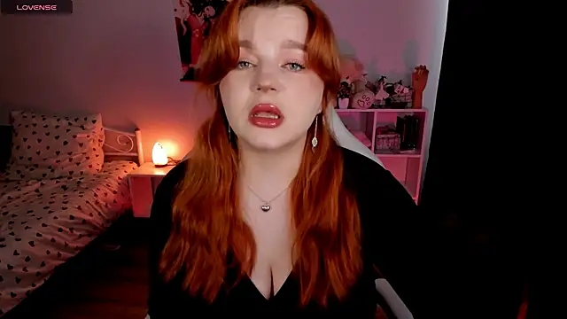  Lisa x online show from 10/26/25, 10:04