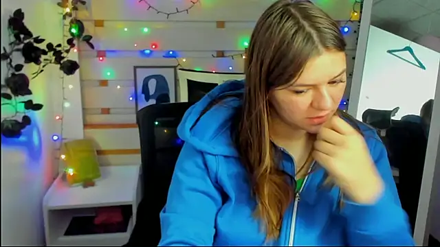 Josephine Kiss online show from 04/15/26, 01:15