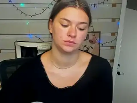 Josephine Kiss online show from 06/19/26, 01:06