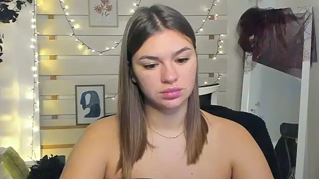 Josephine Kiss online show from 11/08/25, 01:47