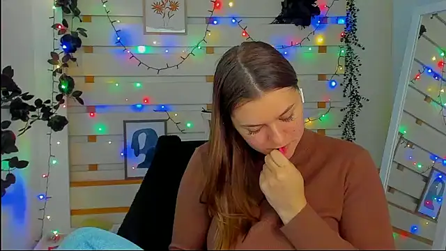 Josephine Kiss online show from 04/18/26, 07:22