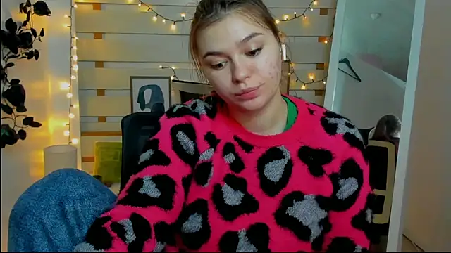 Josephine Kiss online show from 02/25/26, 01:55