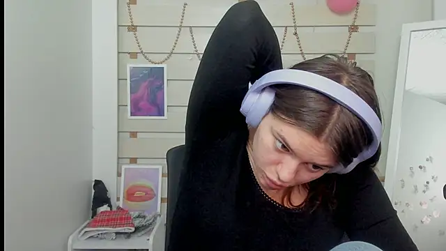 Josephine Kiss online show from 02/23/25, 10:28