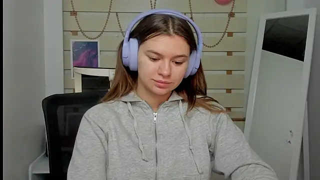 Josephine Kiss online show from 02/25/25, 12:49