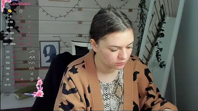 Josephine Kiss online show from 04/07/26, 11:34