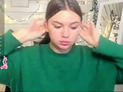 Josephine Kiss online show from 11/26/25, 06:46