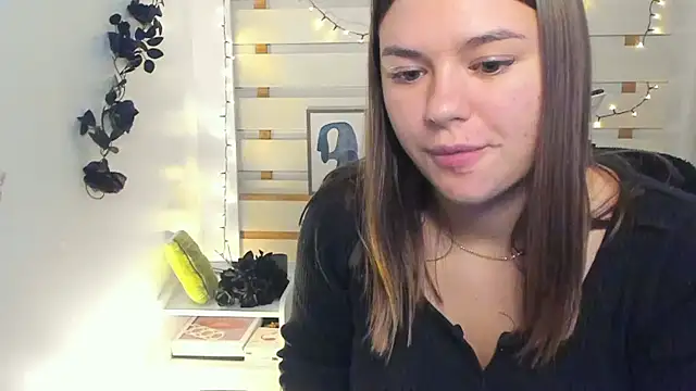 Josephine Kiss online show from 11/05/25, 01:58