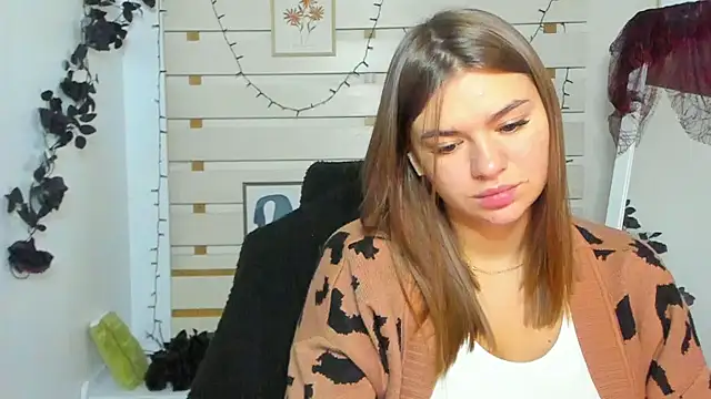 Josephine Kiss online show from 11/10/25, 01:38