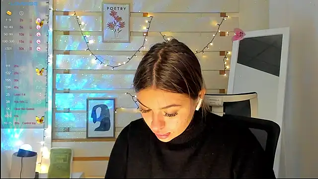 Josephine Kiss online show from 10/20/25, 01:11