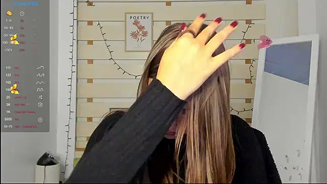 Josephine Kiss online show from 10/19/25, 06:38