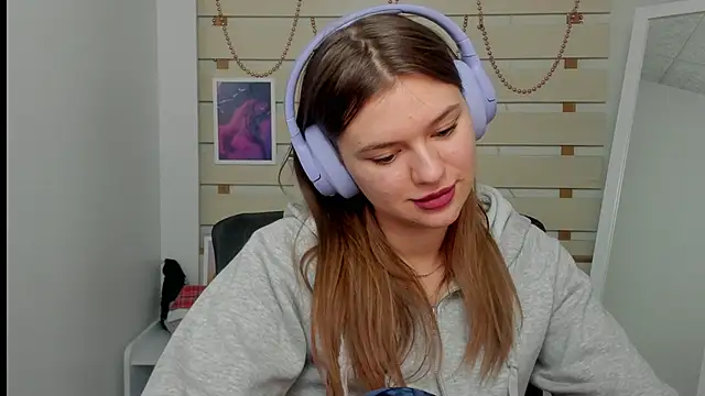 Josephine Kiss online show from 02/25/25, 03:53