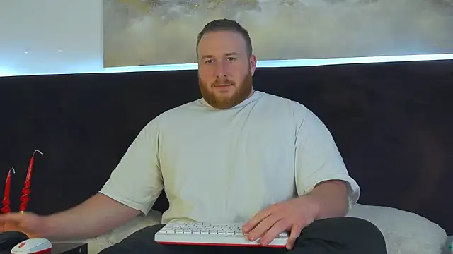 Snapshot of RoddyStill chatting on 03/10/25, 08:39 RoddyStill online show from 03/10/25, 08:39