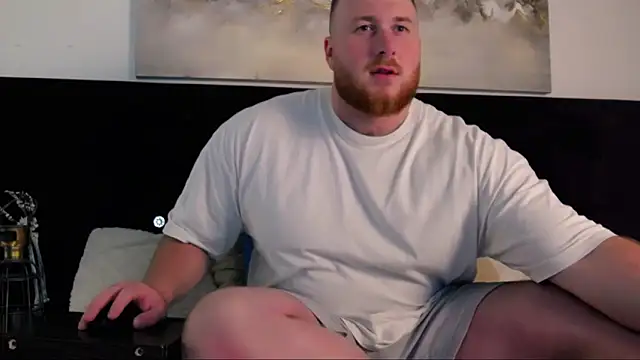 Snapshot of RoddyStill chatting on 11/28/25, 01:00 RoddyStill online show from 11/28/25, 01:00