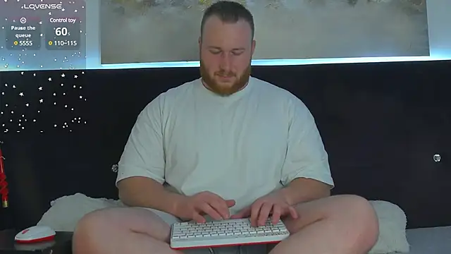 Snapshot of RoddyStill chatting on 02/18/25, 08:27 RoddyStill online show from 02/18/25, 08:27