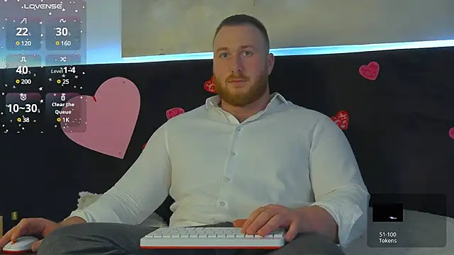 Snapshot of RoddyStill chatting on 02/12/25, 02:21 RoddyStill online show from 02/12/25, 02:21