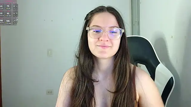 Snapshot of livgomez chatting on 03/15/26, 02:07 livgomez online show from 03/15/26, 02:07