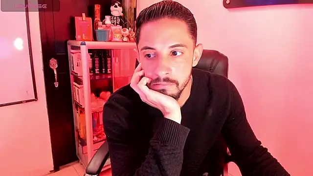 Snapshot of Erick_Wall chatting on 03/14/26, 04:02 Erick Wall online show from 03/14/26, 04:02