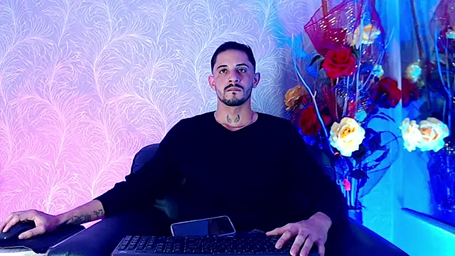 Snapshot of Erick_Wall chatting on 01/18/26, 03:10 Erick Wall online show from 01/18/26, 03:10