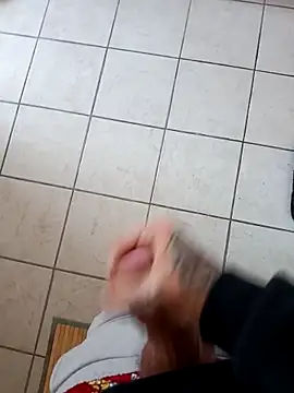 YoungDick25 online show from 04/01/26, 04:48