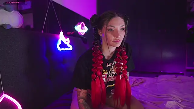 Lady3Holes online show from 09/19/25, 04:55